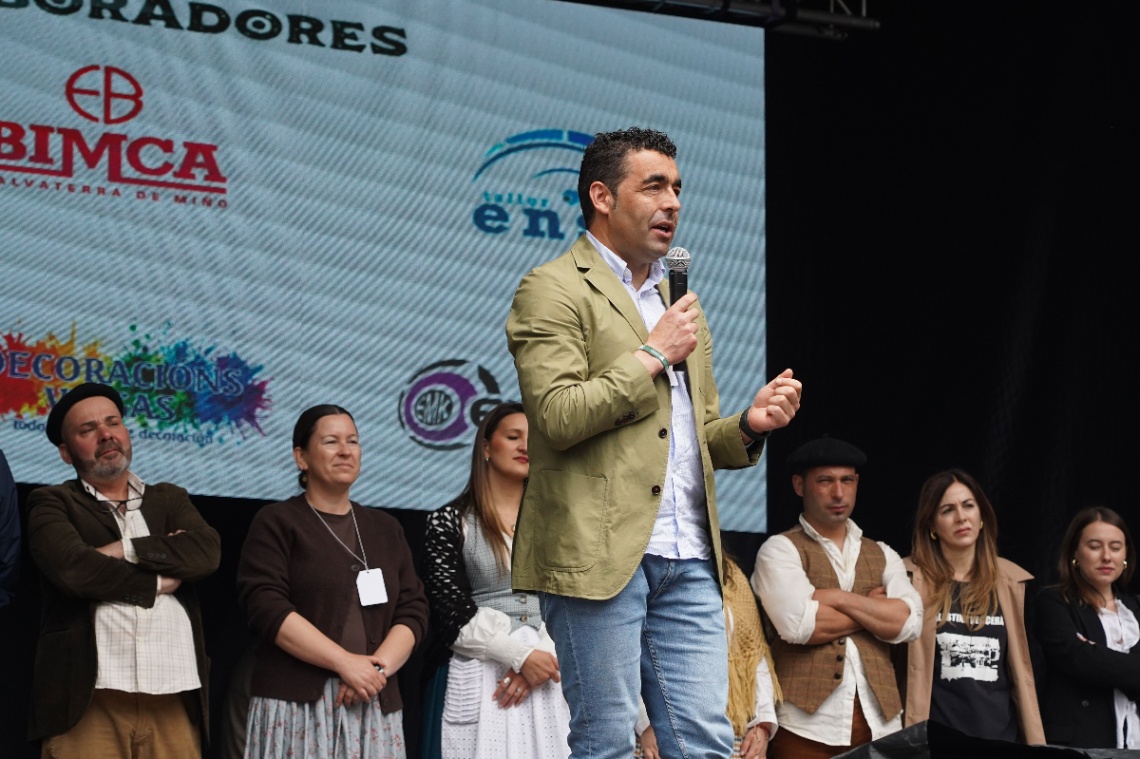 LUIS LOPEZ CELEBRA FESTA SEMENTEIRA 18 EDICION SALVATERRA MINO
