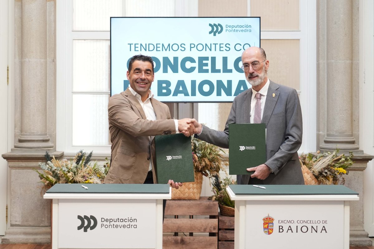 Luis López asina coa alcalde de Baiona, Jesús Vázquez Almuíña, unha achega de 1,1M€ para financiar ao 100% a rehabilitación urbana do Burgo
