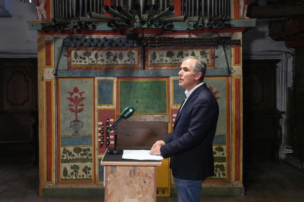 Rafa Domínguez anuncia a adquisición dos bens mobles de Santa Clara