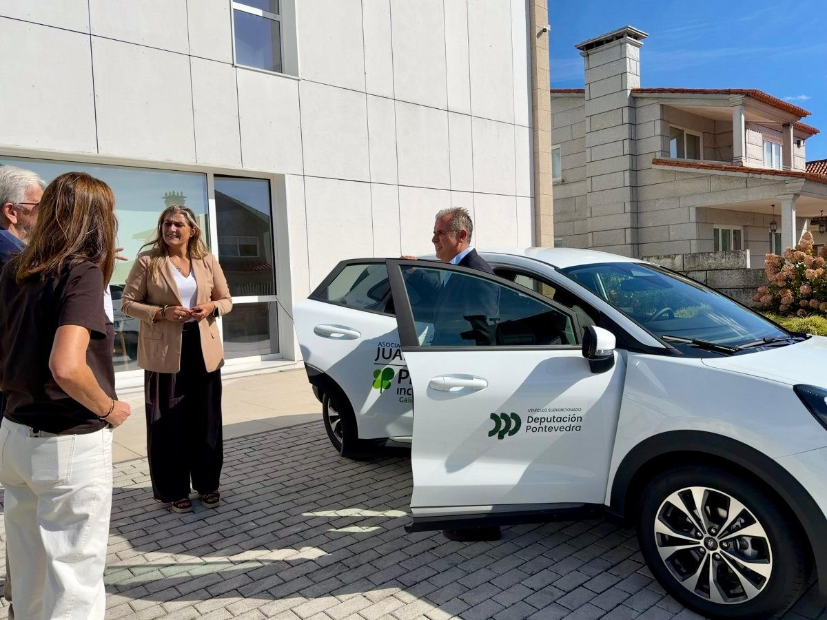 Noticia - ENTREGA VEHICULO IMPULSA BENESTAR ASOCIACION JUAN XXIII 08-10-2026