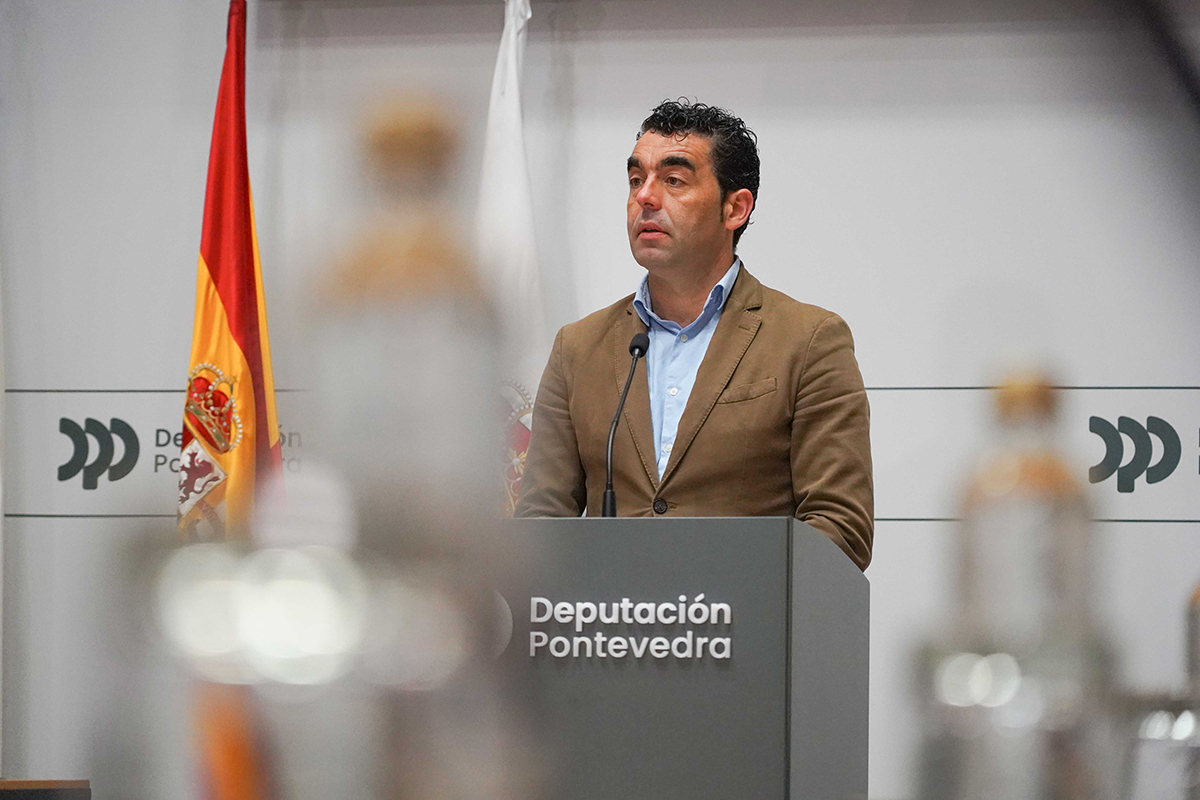 Conferencia de prensa de Luis López