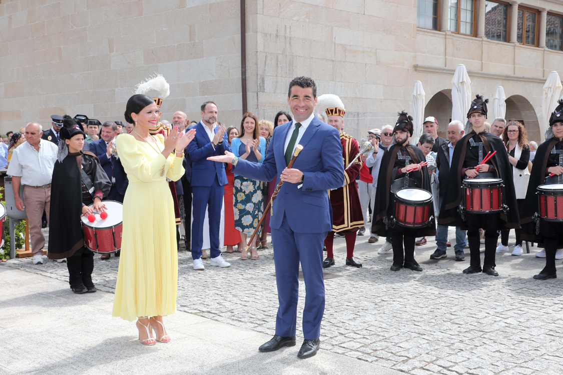 Luis López enxalza a Festa da Rosa de Mos 