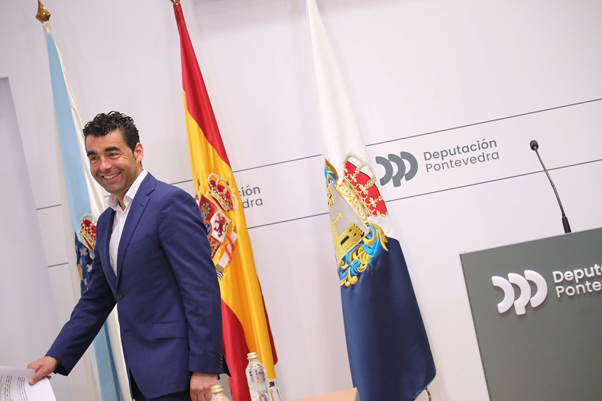 Conferencia de prensa de Luis López