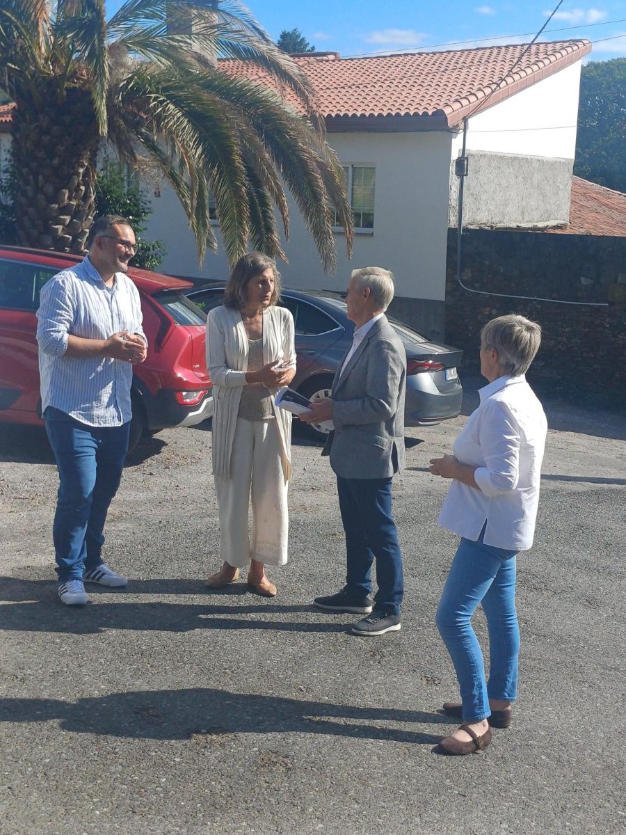 A Deputación destina preto de 240.000 euros a mellorar a capa de rodaxe de varios camiños en Vila de Cruces