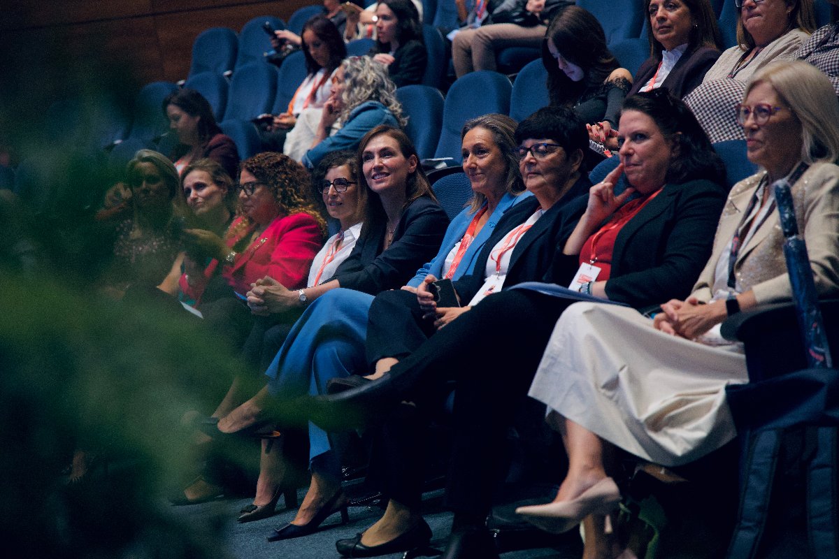 Luisa Sánchez participa na apertura do X Congreso Empresarial de Empresarias Galicia en Vigo