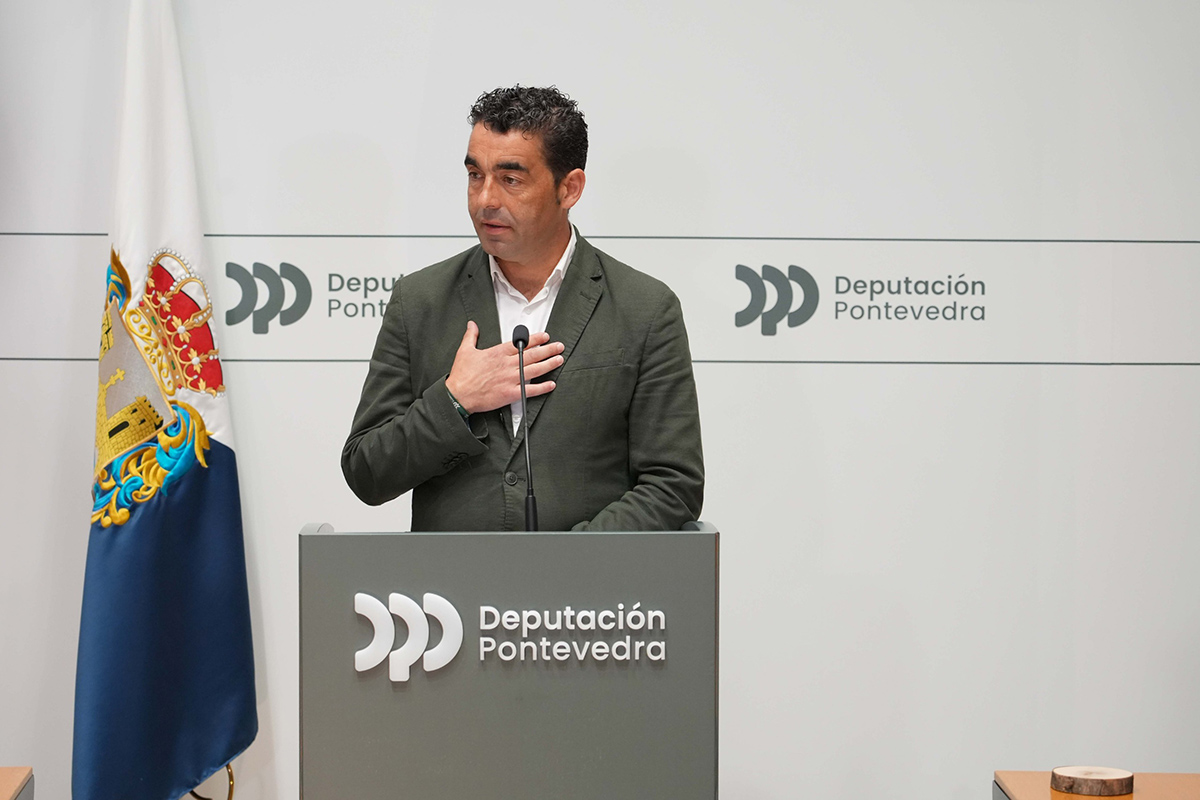 Conferencia de prensa de Luis López