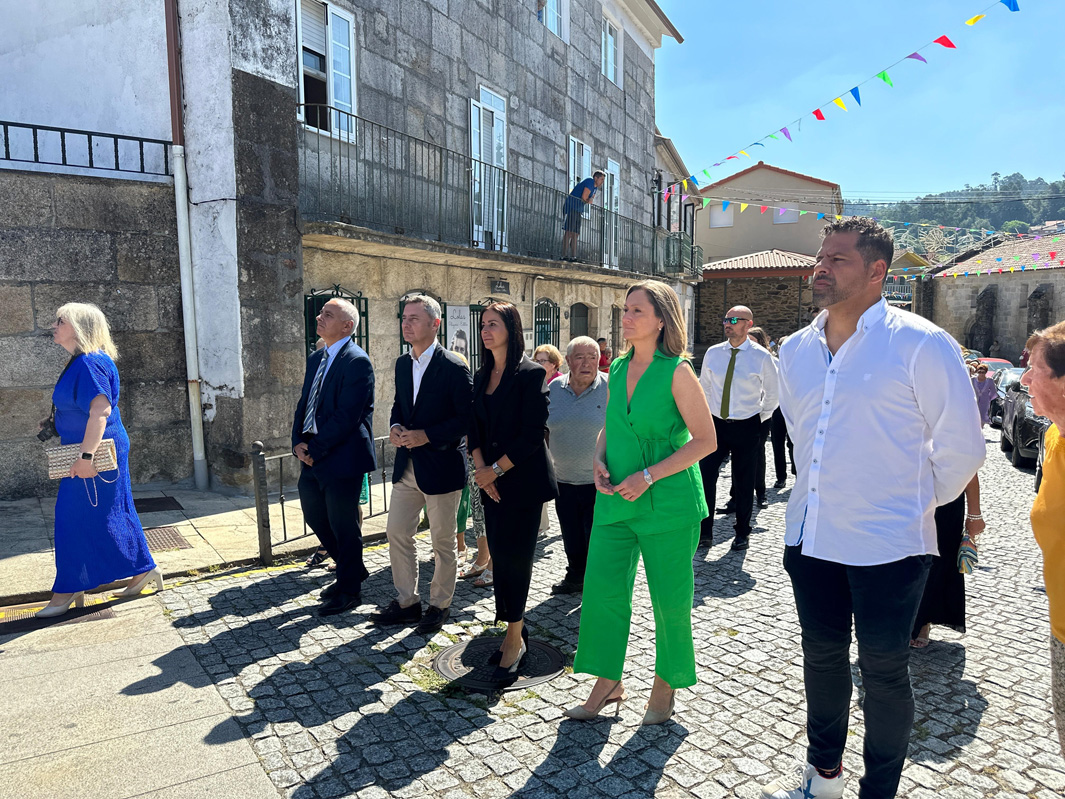 Luisa Sánchez asiste en Bembrive e Beade ás festas de Santiago Apóstolo e Santa Ana 