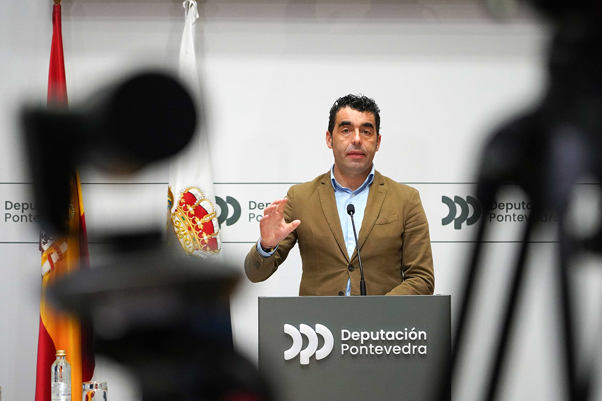 Conferencia de prensa de Luis López