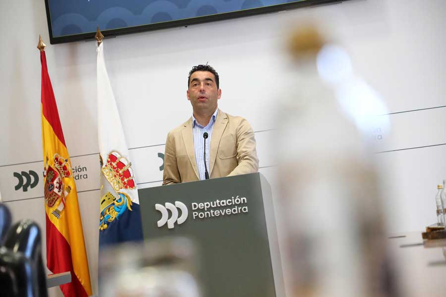 Luis López na conferencia de prensa 