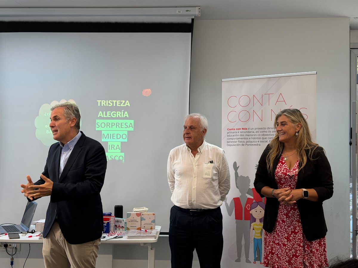 Noticia - PE FOTO RAFA DOMINGUEZ VISITA CRUZ VERMELLA 15-09-2026