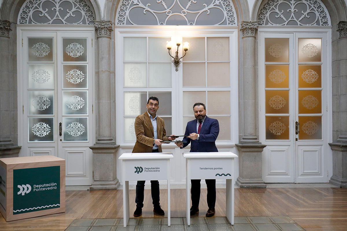 O presidente da Deputación, Luis López, e o alcalde de Gondomar, Juan Francisco Ferreira