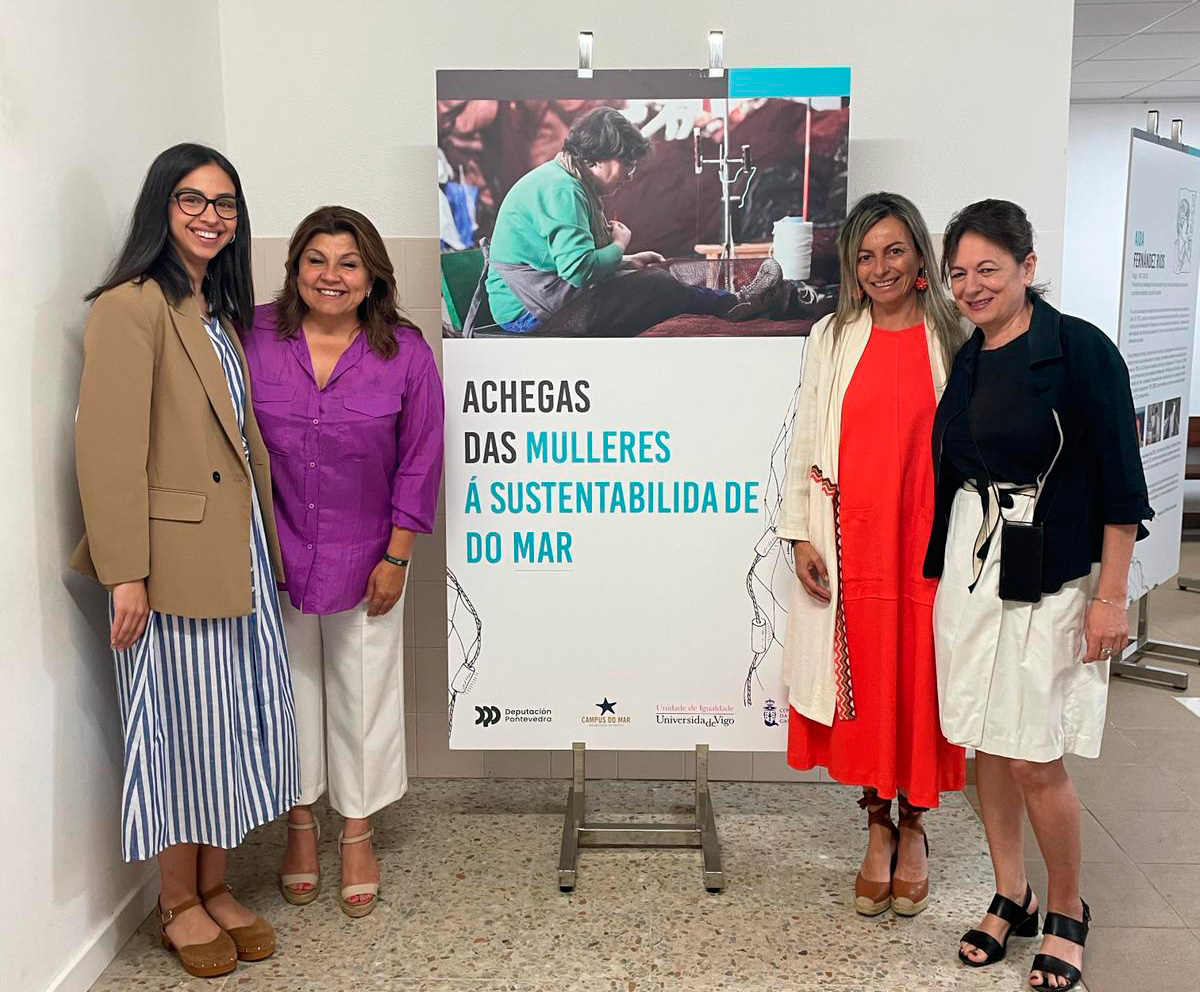 Exposición Achegas das mulleres á sustentabilidade do mar no IES Pino Manso do Porriño