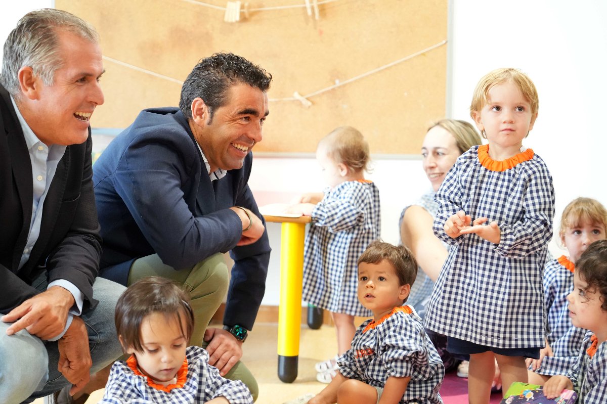 Noticia - LUIS LOPEZ VISITA PRINCIPE FELIPE 5ME ESCOLA INFANTIL MAIOR INVESTIMENTO 50 ANIVERSARIO 07-09-2026