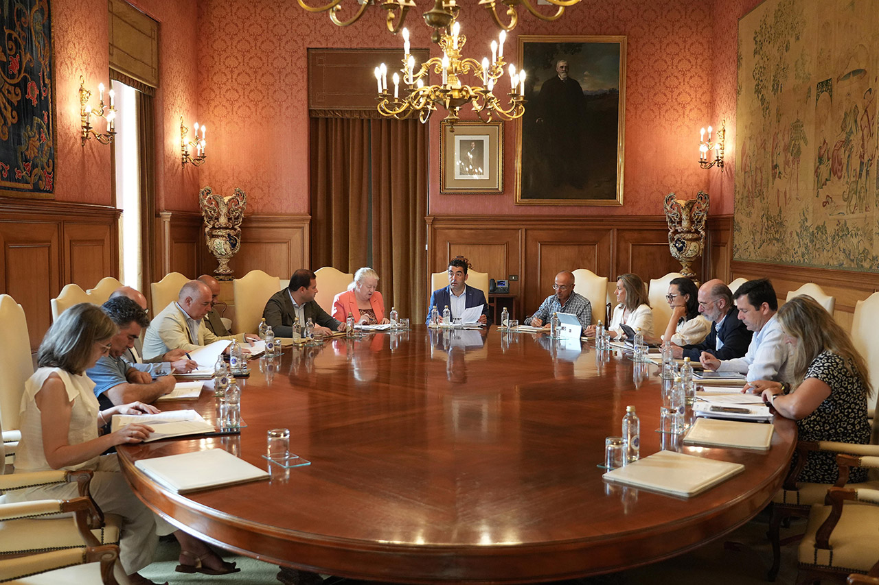 A Deputación aproba a contratación de actividades infantís e xuvenís do programa +Convivir, cun investimento de 225.000 euros