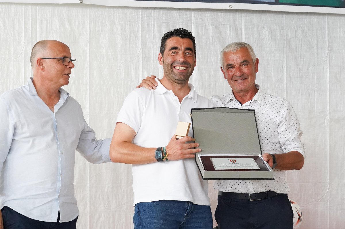 Luis López participa na Illa de Arousa nos actos de celebración do centenario do Céltiga FC