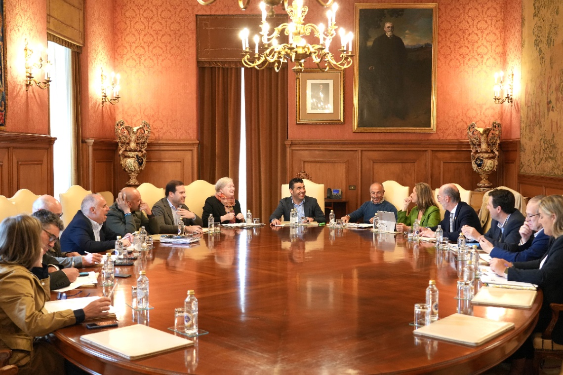 Luis López confirma a aprobación de recursos por valor de preto de 1,7 millóns de euros para melloras en infraestruturas e estradas provinciais de Arbo, Baiona, Mos, As Neves e Redondela