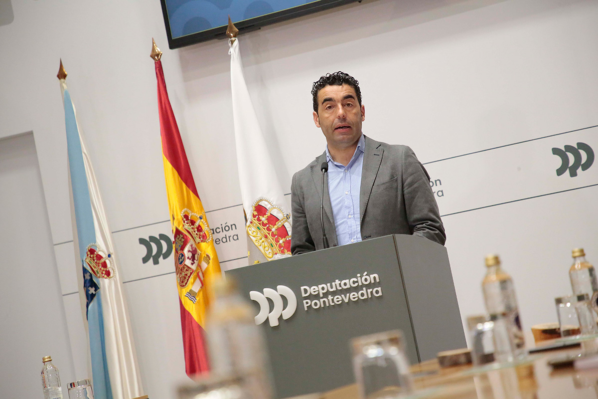 Conferencia de prensa de Luis López