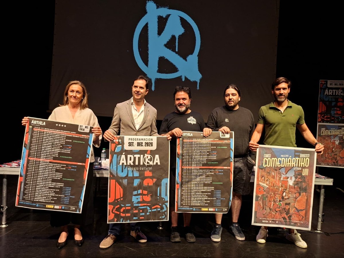 Luisa Sánchez salienta o papel da Sala Ártika como referente das artes escénicas na presentación da súa nova tempada