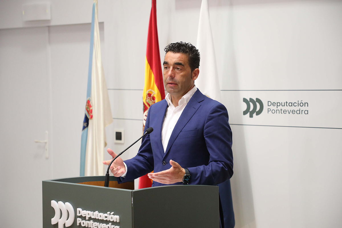 Conferencia de prensa de Luis López