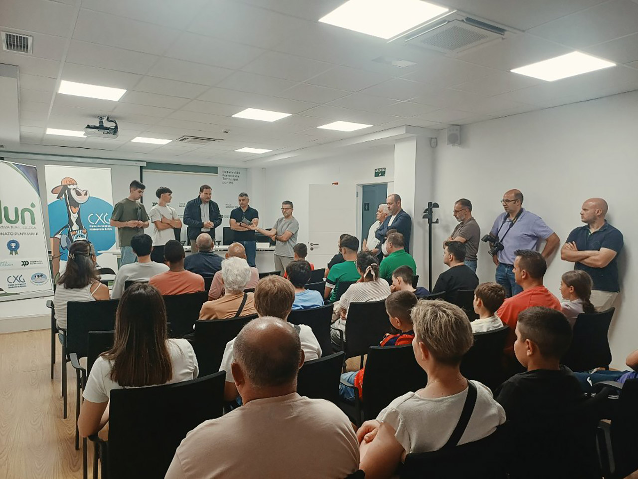 A Deputación acolle ata o venres na Finca Mouriscade a sétima edición da Escola de Iniciación de Futuros Gandeiros
