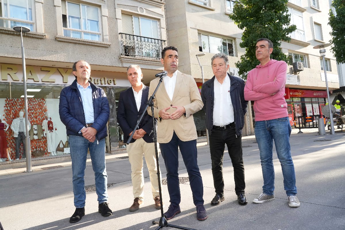 Noticia - LUIS LOPEZ VISITA OBRAS RENOVACION ALUMEADO CENTRO URBANO PONTEVEDRA 07-10-2026