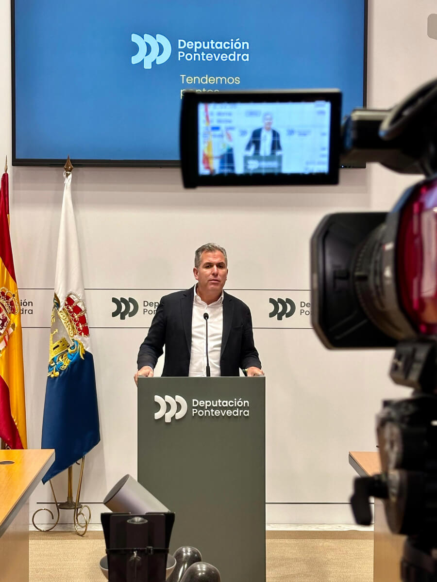 Conferencia de prensa de Rafa Domínguez