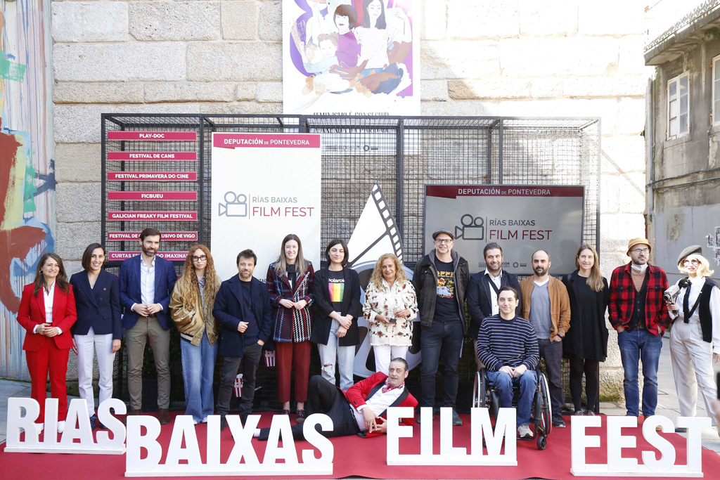  
		A Deputación dá o “tiro de saída” aos Rías Baixas Film Fest que dende maio a decembro encherán a provincia de cultura vinculada ao cinema
	