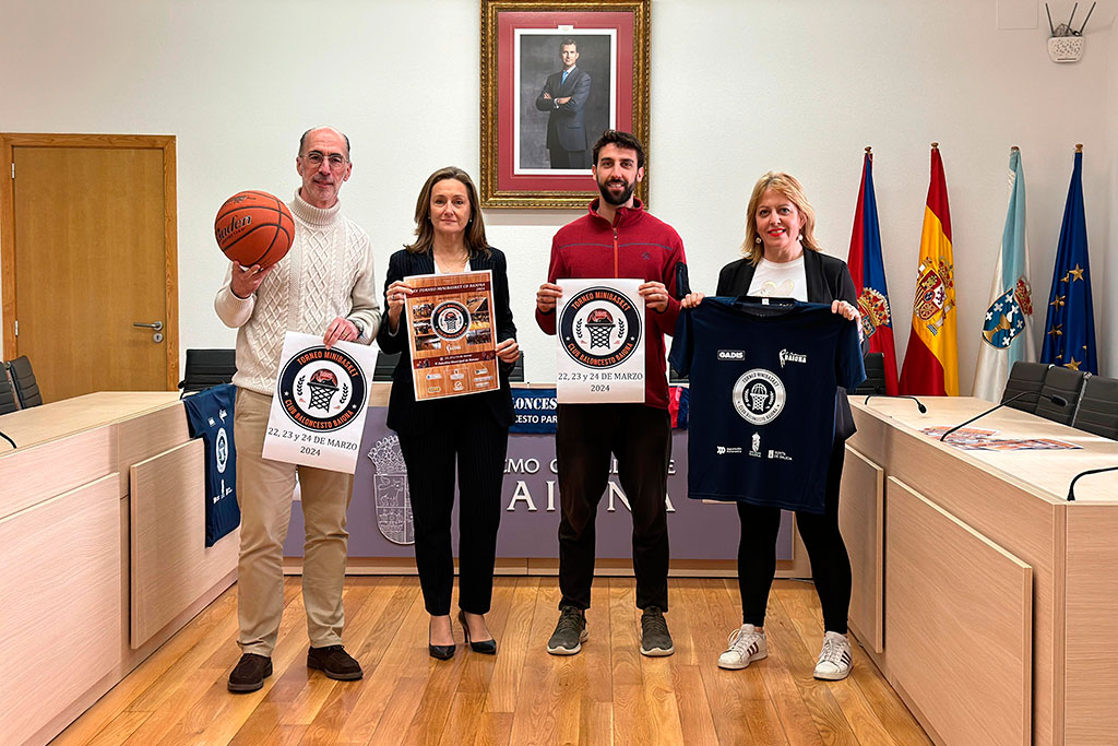 Luisa Sánchez, participou hoxe xunto co alcalde de Baiona e deputado provincial, Jesús Vázquez Almuíña, na presentación da XV edición do Torneo de Minibasket