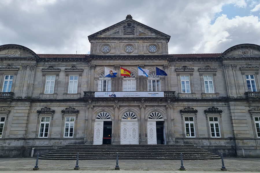  
		A Deputación concede a cinco concellos unha axuda de 125.000 euros para o mantemento dos seus servizos de normalización lingüística municipais
	