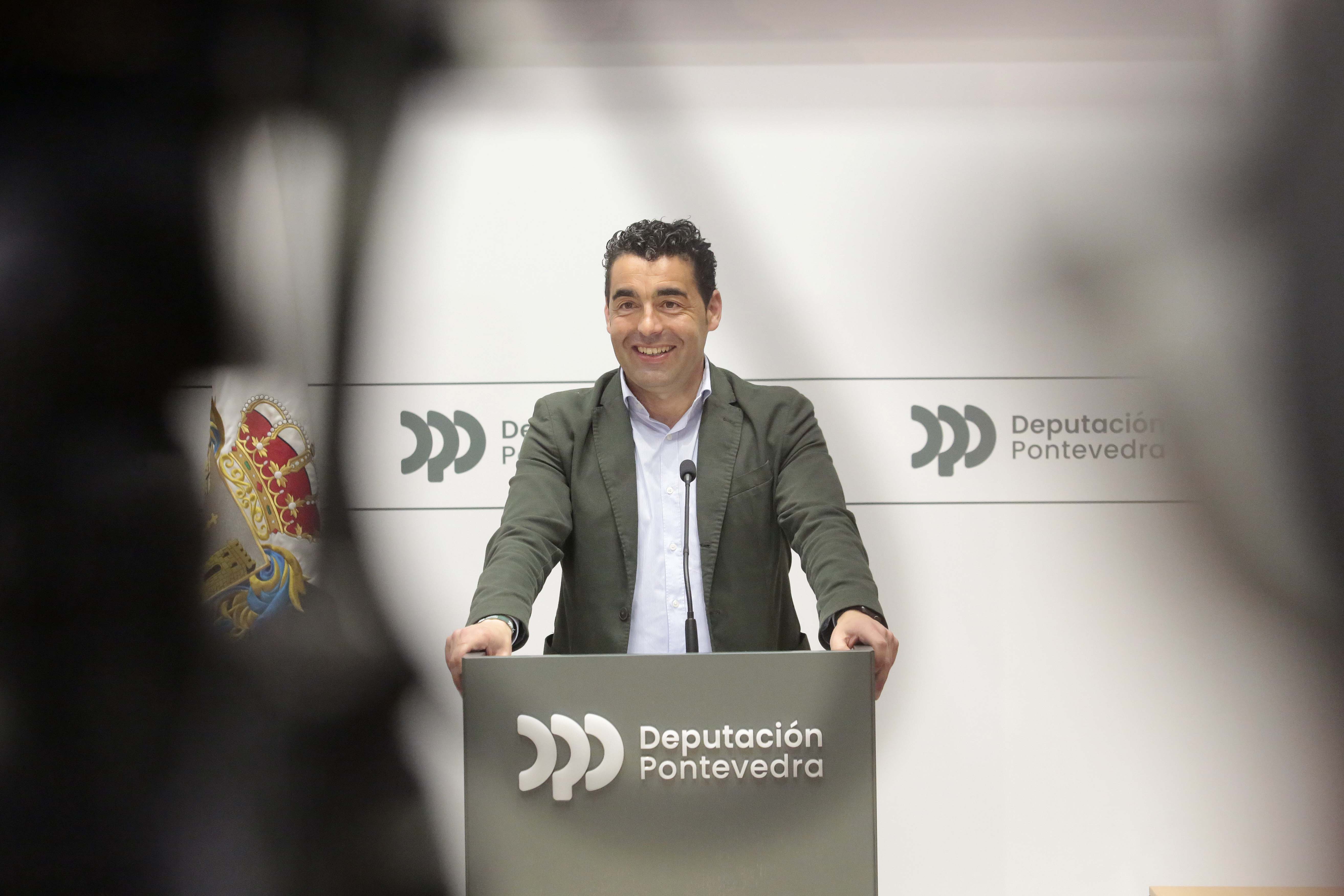 Luis López na conferencia de prensa 
