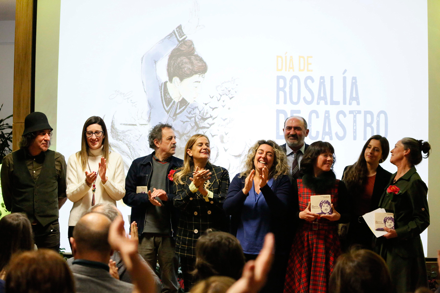  
		A Deputación enche a sede de Vigo de poesía, ilustración e música para celebrar o Día de Rosalía
	