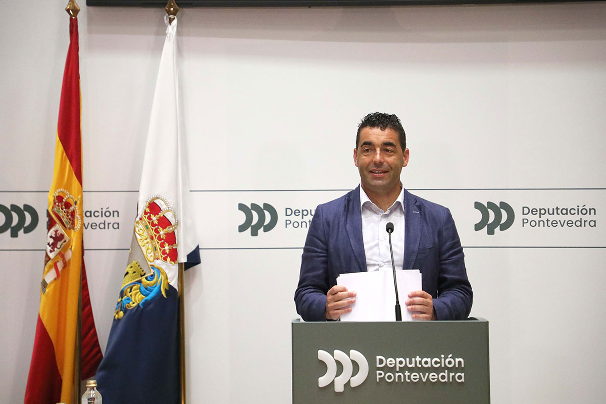 Conferencia de prensa de Luis López