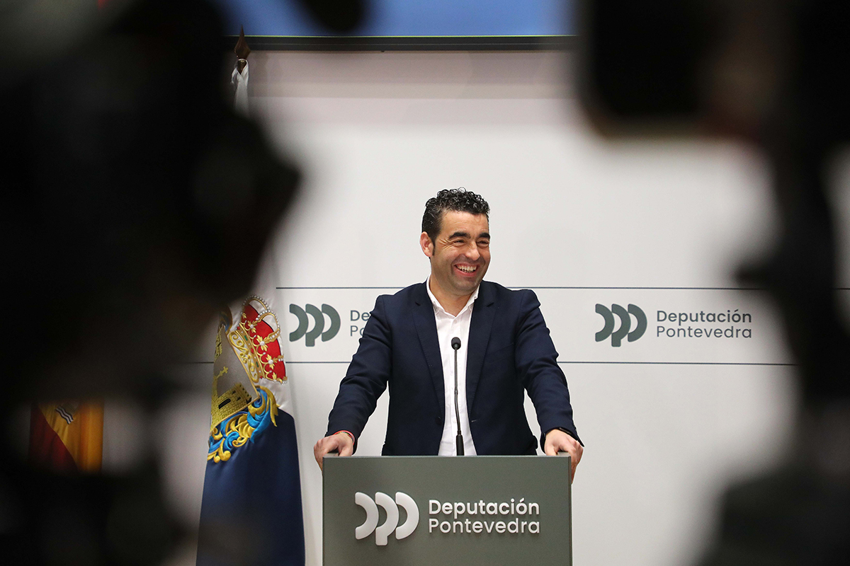 Conferencia prensa de Luis López