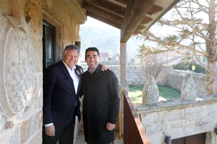 Luis López co alcalde de Sanxenxo