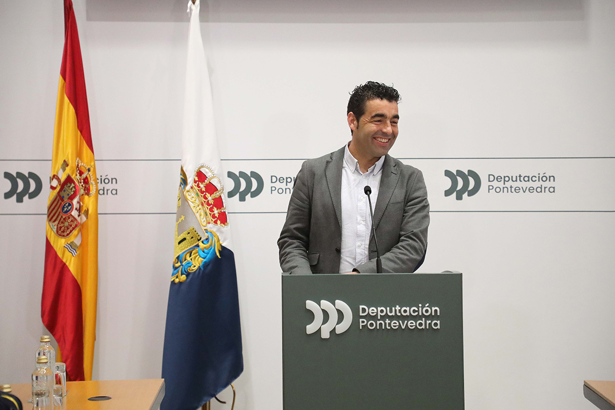 Conferencia de prensa de Luis López