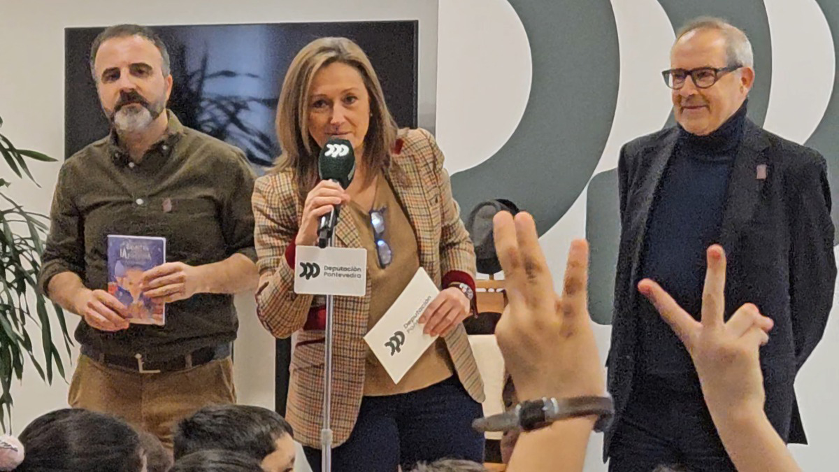 Estrea de A biblioteca galáctica contra a IA fantástica