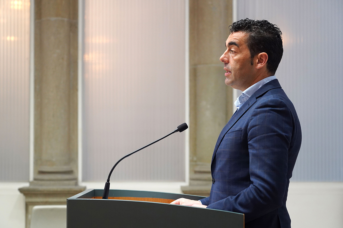 Conferencia de prensa de Luis López