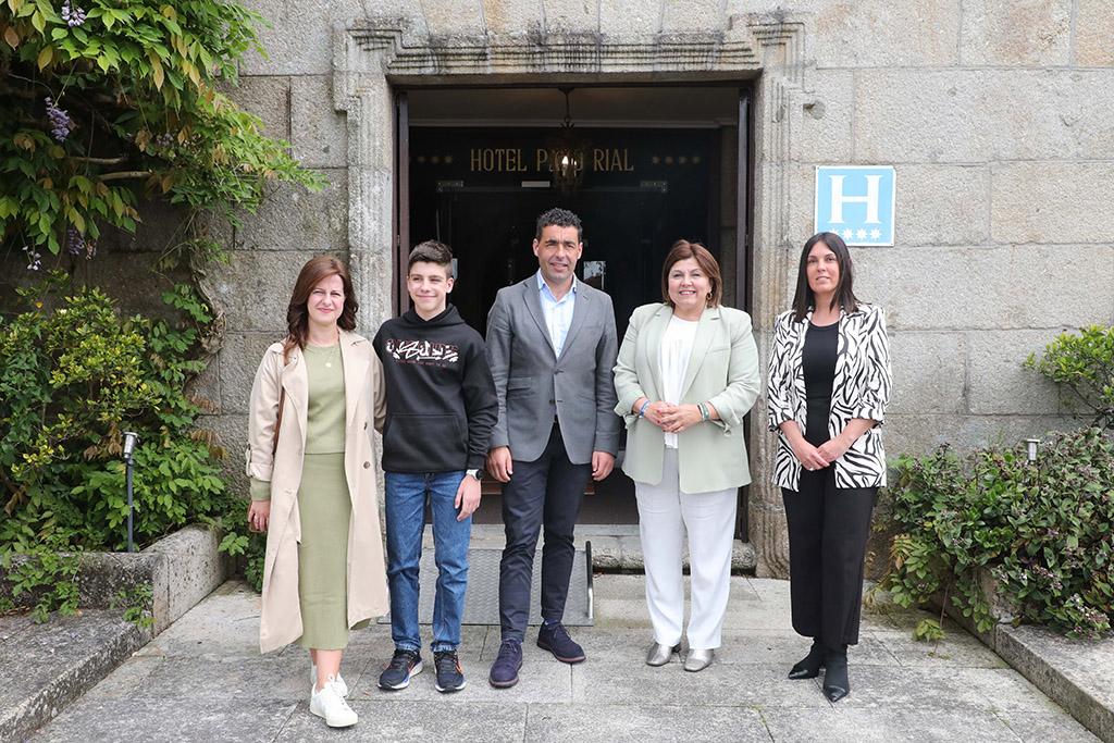 Luis lópez na presentación