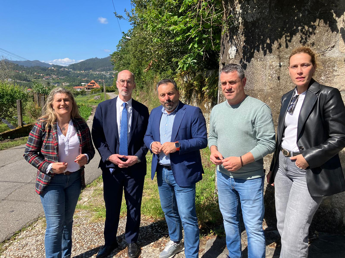 O deputado provincial Jesús Vázquez Almuíña visitou Gondomar