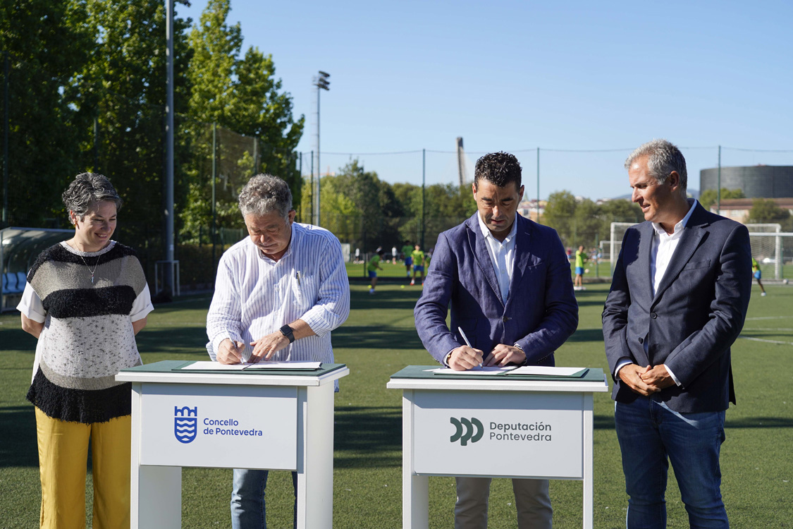 Luis López asina convenios de colaboración co alcalde de Pontevedra, Miguel Anxo Fernández Lores