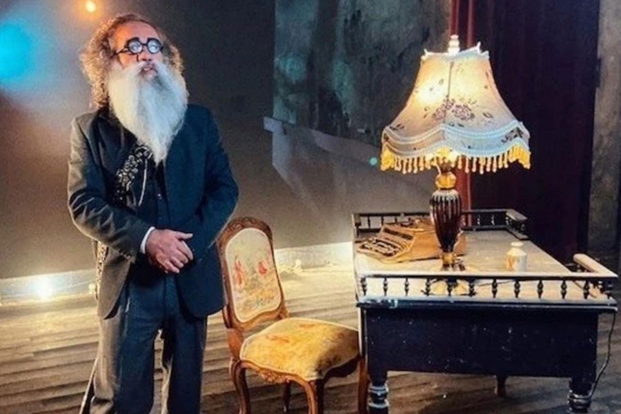 <em>Descubrindo a Valle-Inclán</em></strong><strong>. Teo Cardalda e María Monsonís