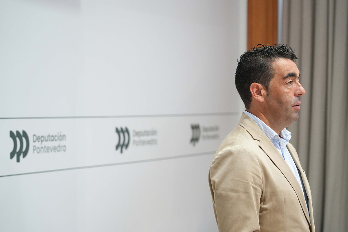 Conferencia de prensa de Luis López