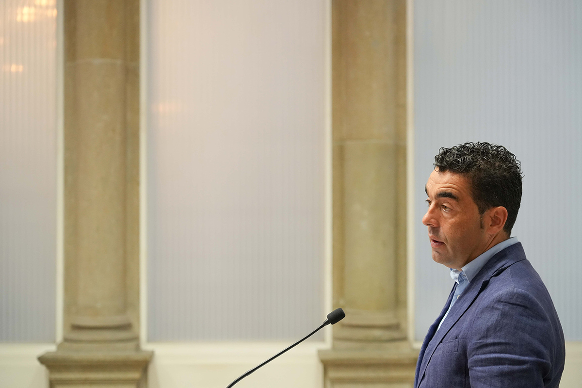 Conferencia de prensa de Luis López