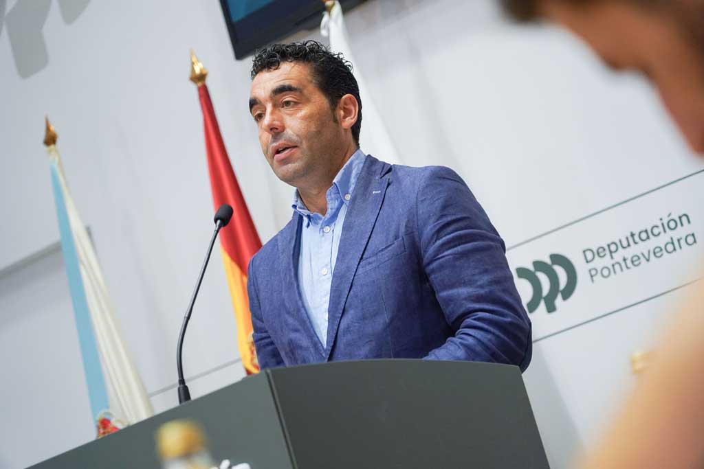 Luis López na rolda de prensa do 19 de setembro