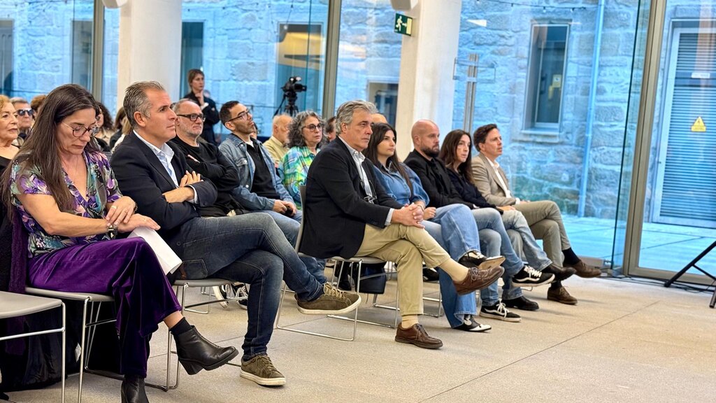 O vicepresidente Rafa Domínguez inaugura a exposición ‘José Ruibal. Un escritor de centenario