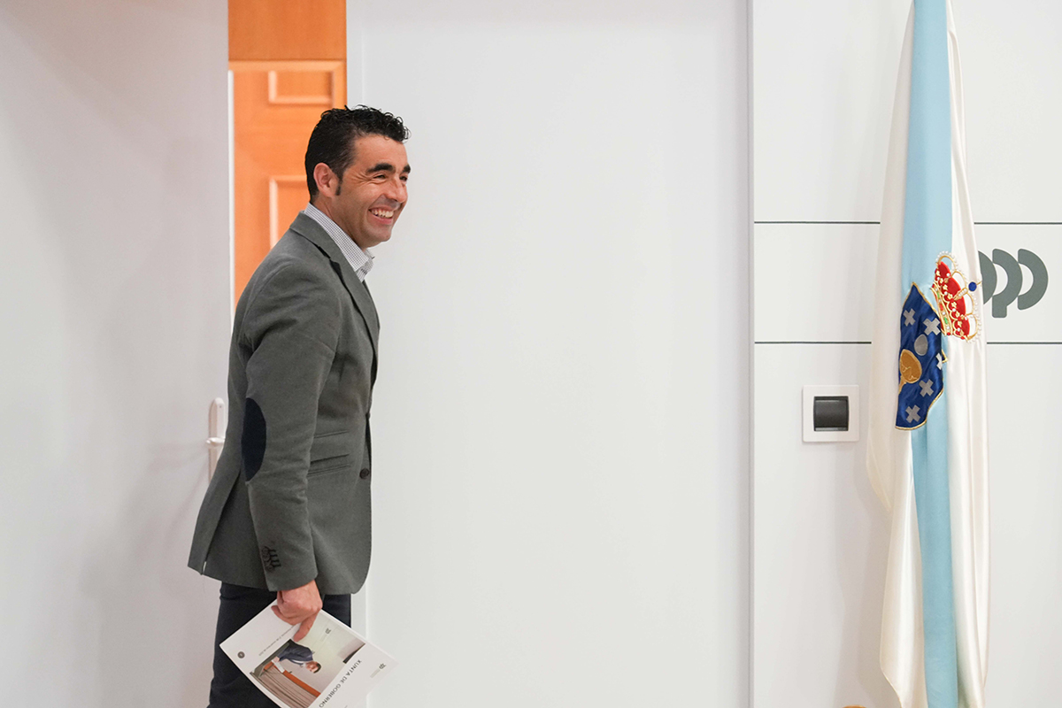 Conferencia de prensa de Luis López