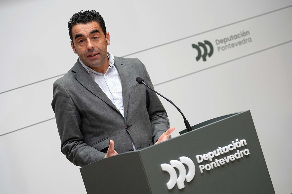 Conferencia de prensa de Luis López