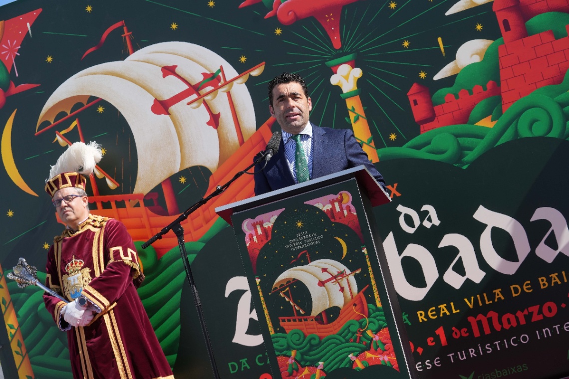 Luis López ve na Festa da Arribada de Baiona un sinal de identidade do tirón turístico das Rías Baixas, dos lazos de unión con América e da hospitalidade da veciñanza