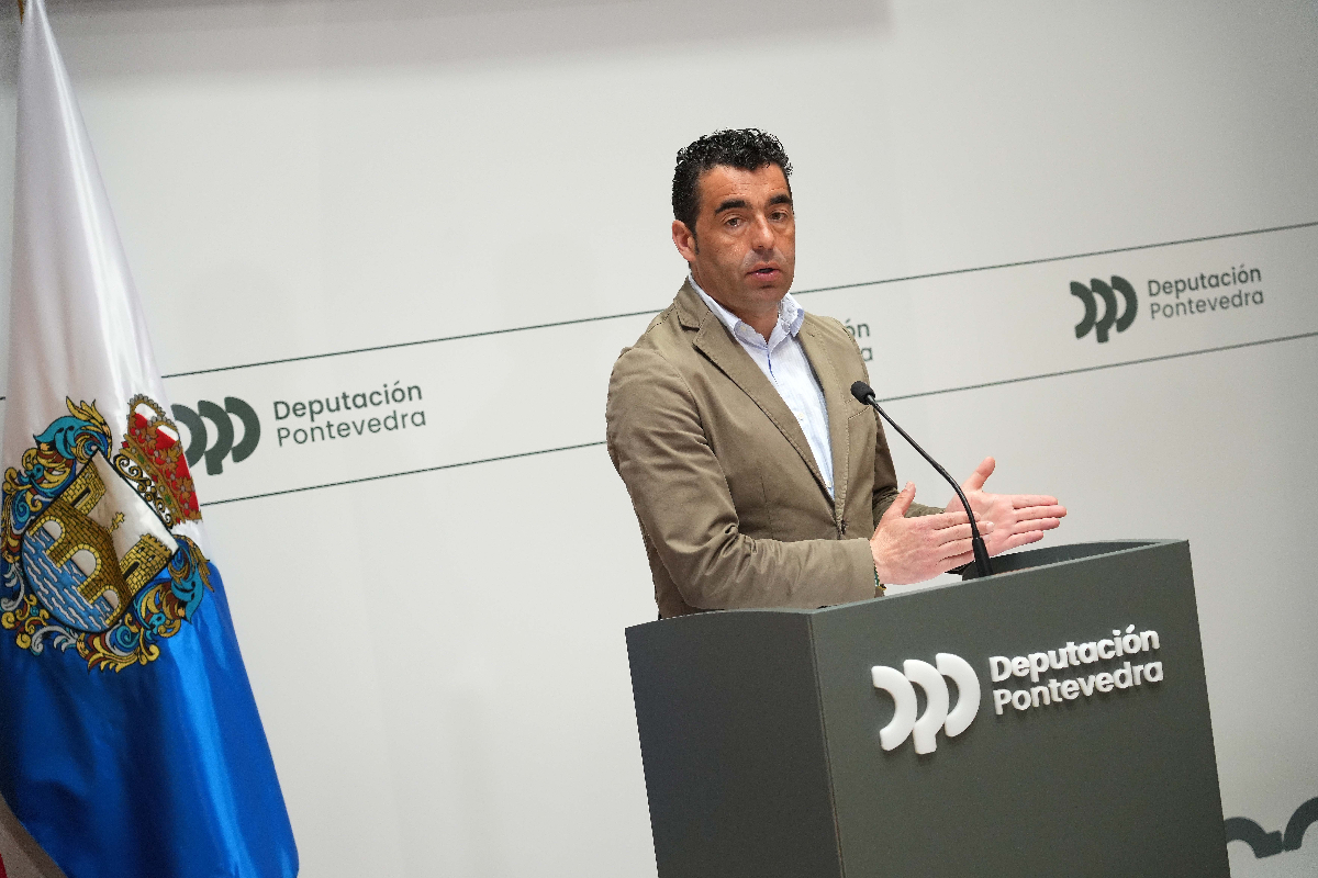 A Deputación aproba máis de 100.000 euros para que o Concello de Vilagarcía de Arousa mellore os campos de fútbol da Pelada e Vilaxoán