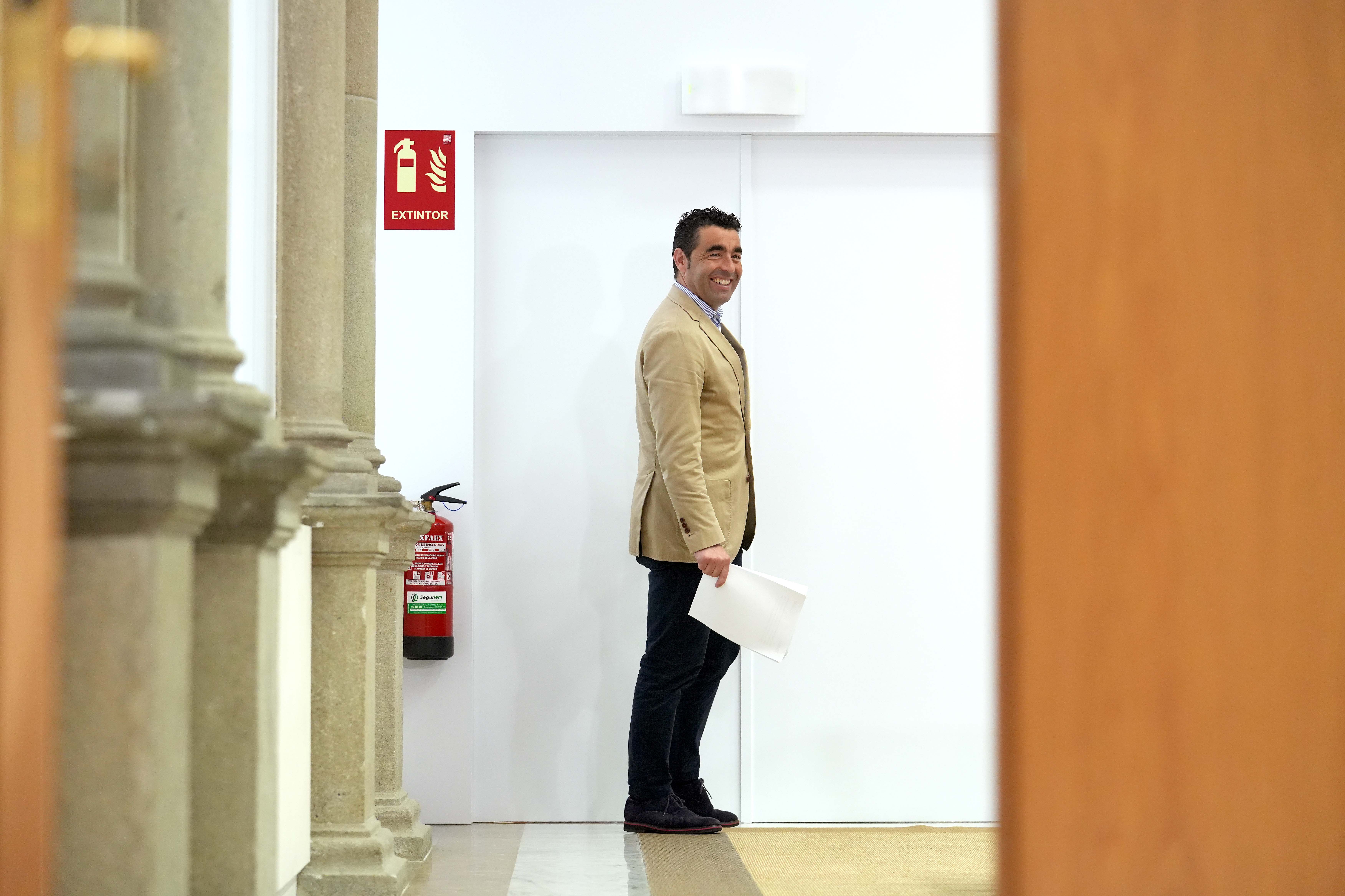 Luis López anuncia o premio internacional Silver Tower de Nueva York para o vídeo da campaña “A túa meta, o teu destino” e o éxito de participación dos I Premios Turismo Rías Baixas